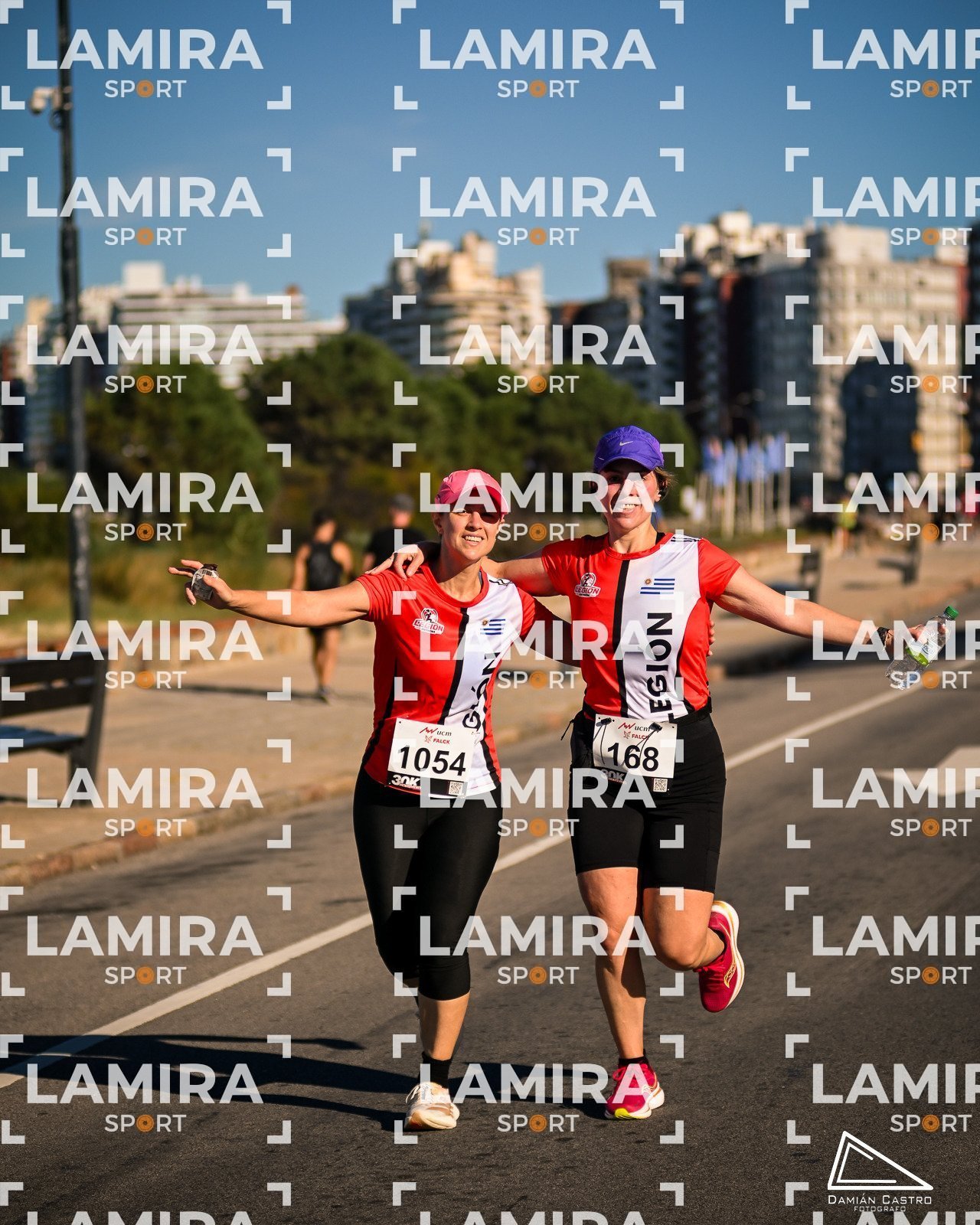 30K Montevideo - Dorsal 1054
