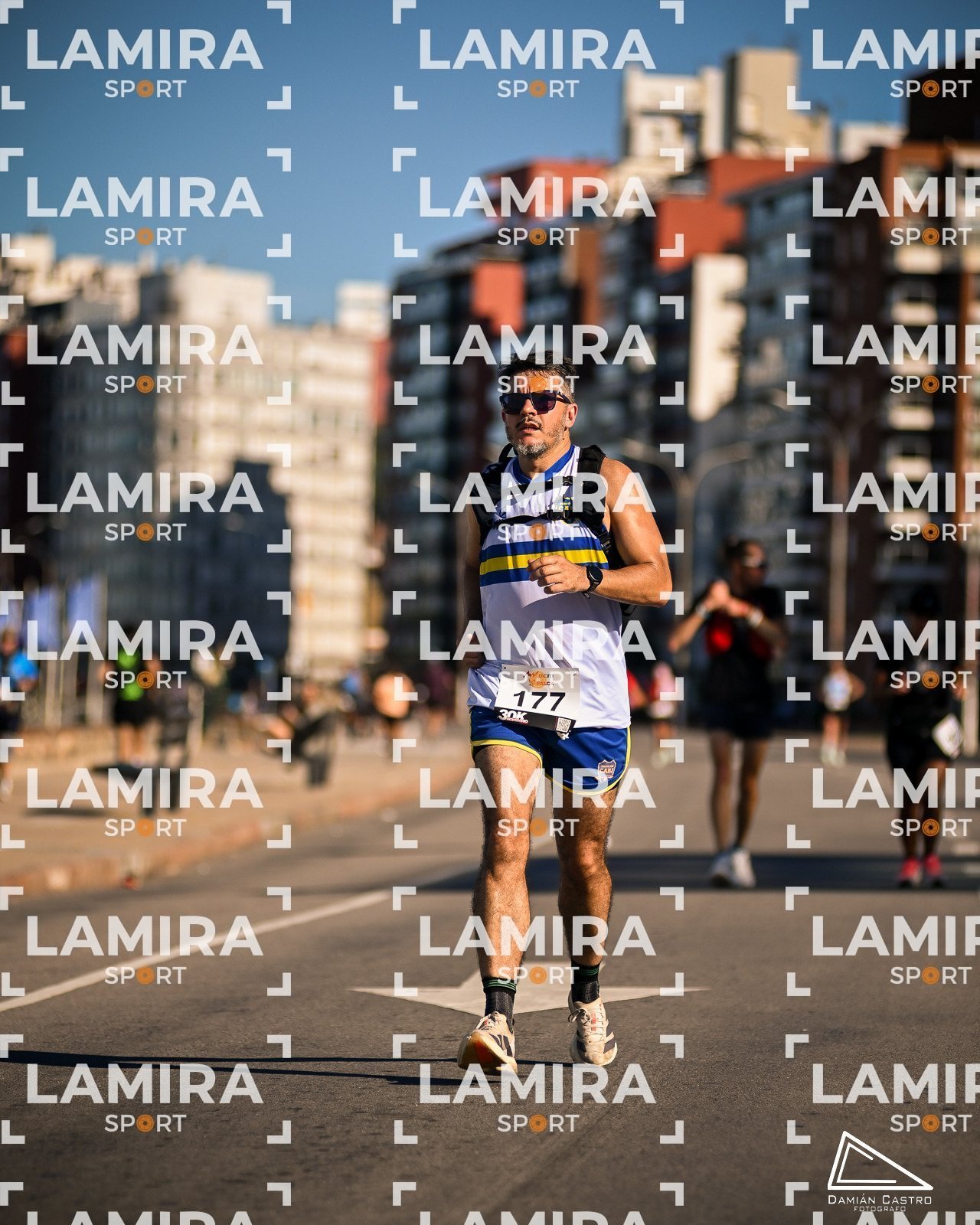 30K Montevideo - Dorsal 177
