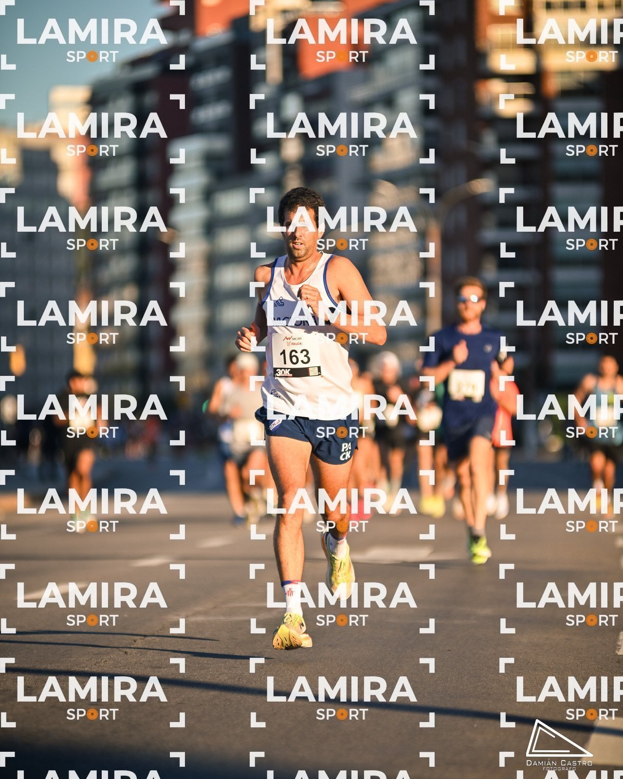 30K Montevideo - Dorsal 163