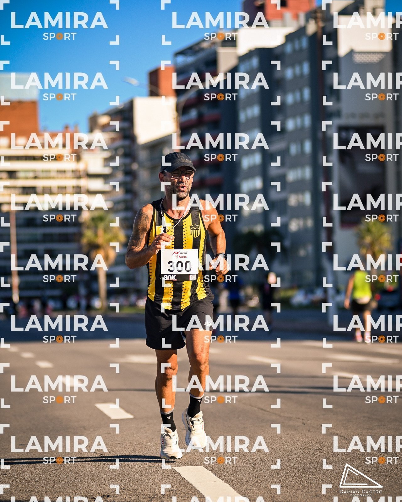 30K Montevideo - Dorsal 300