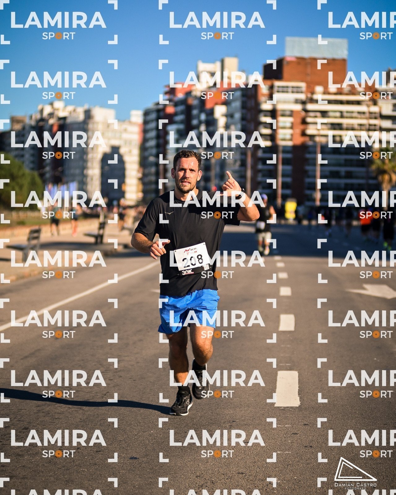 30K Montevideo - Dorsal 208