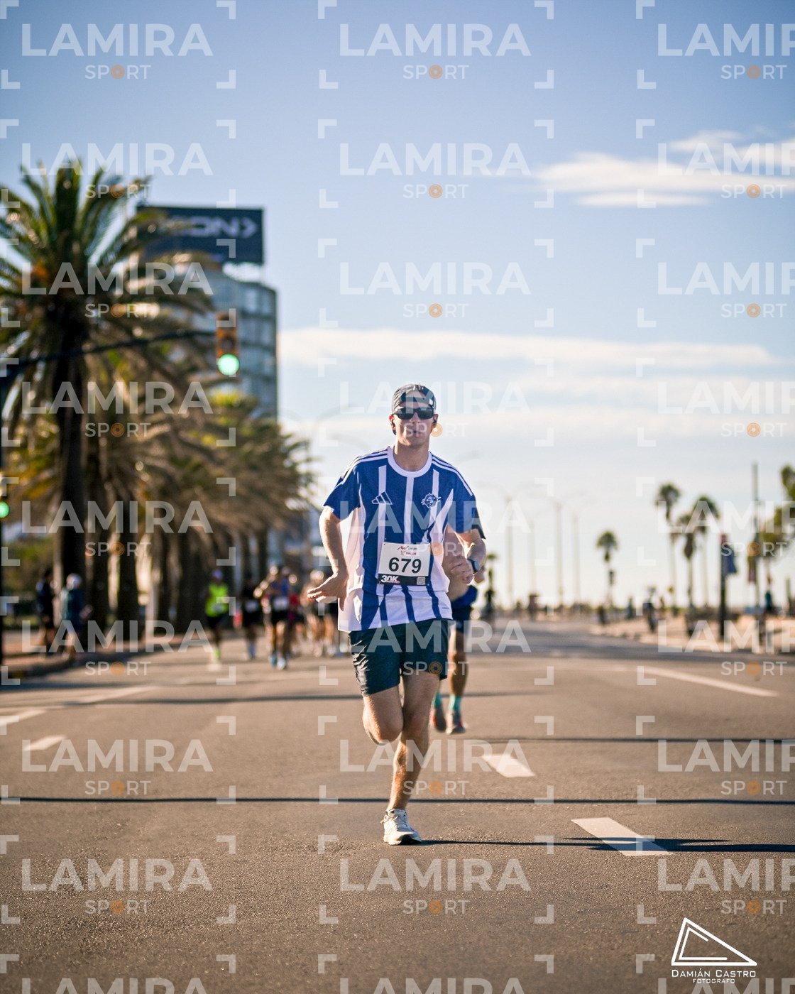 30K Montevideo - Dorsal 679