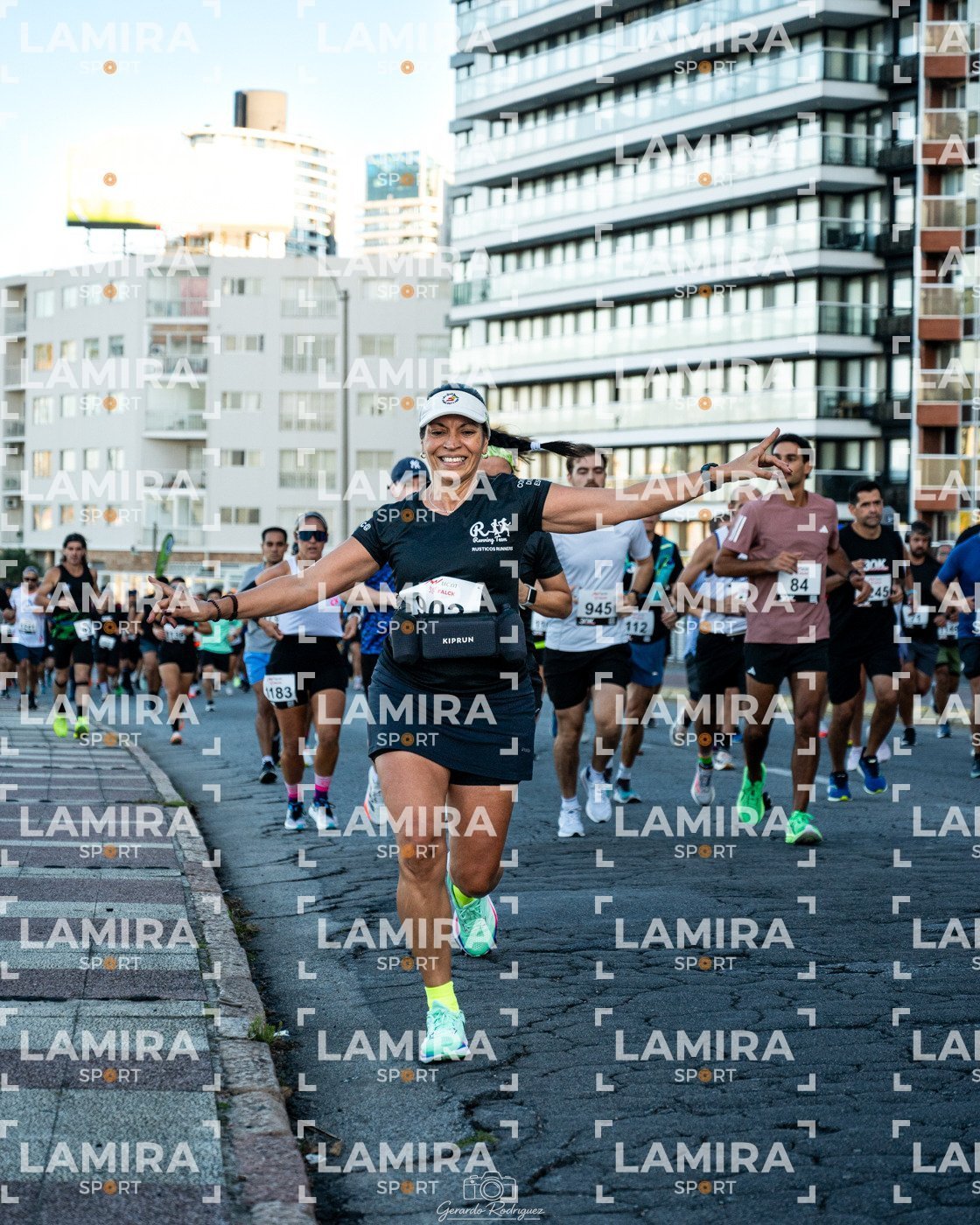 30K MONTEVIDEO - Dorsal 1183