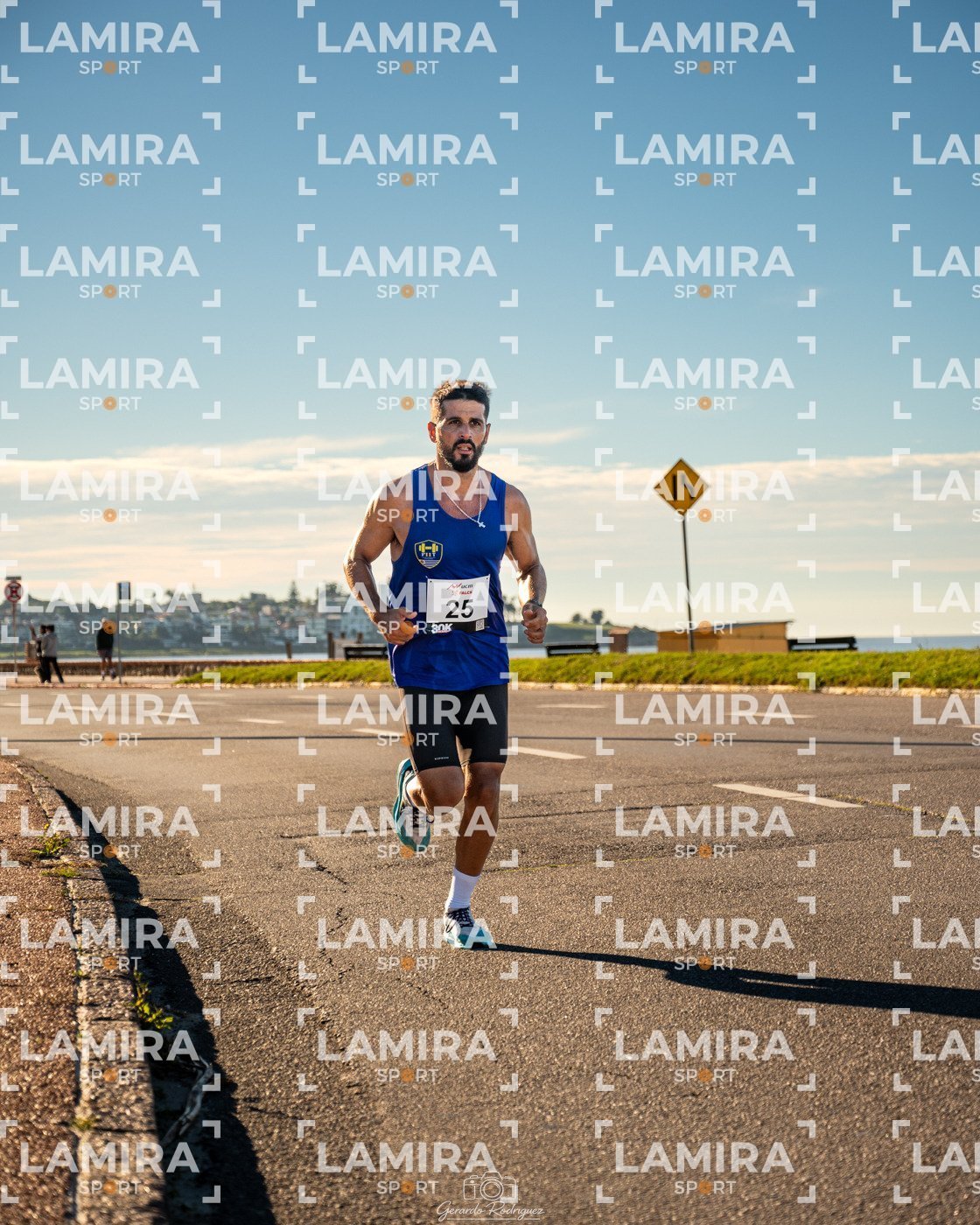 30K MONTEVIDEO - Dorsal 25
