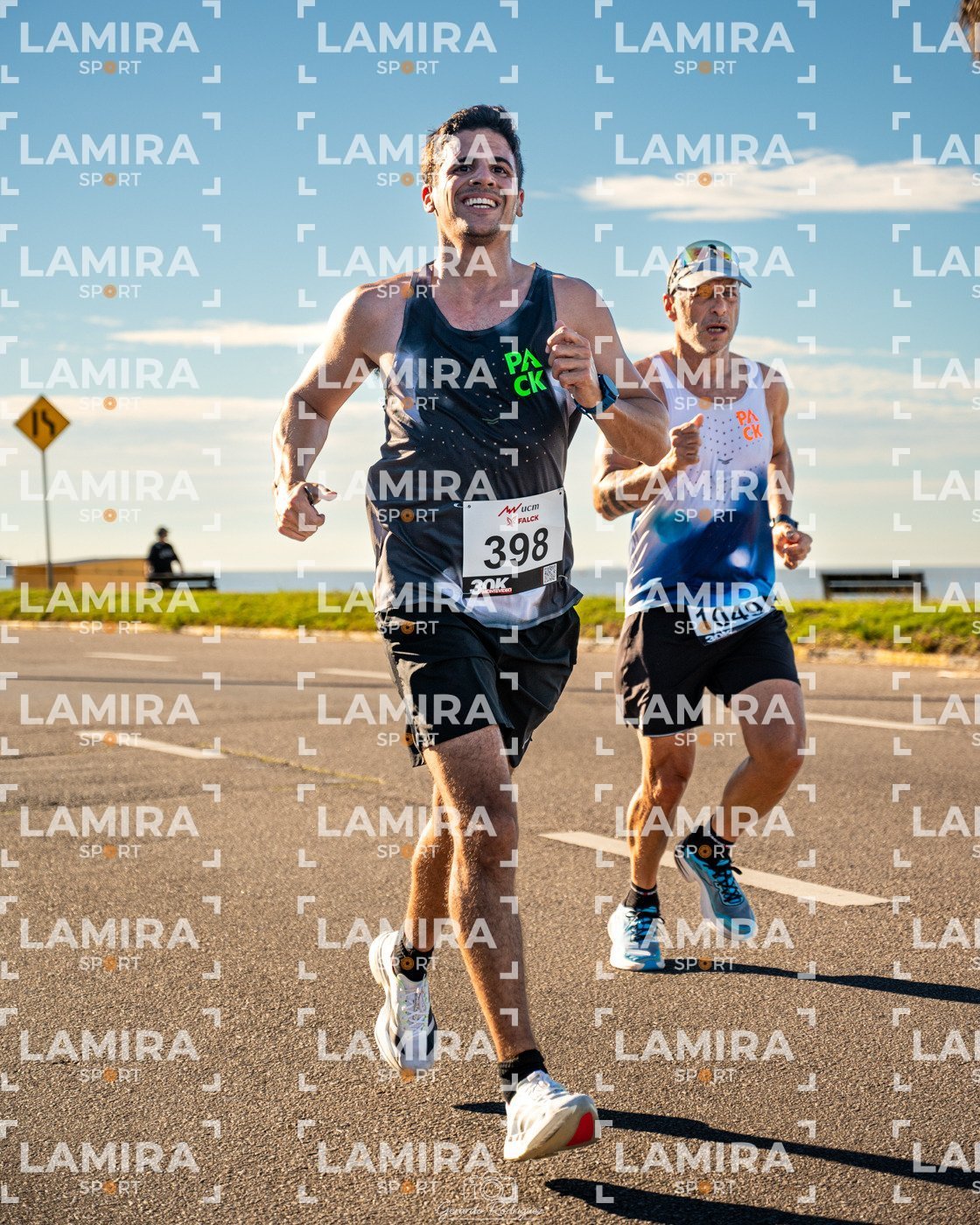 30K MONTEVIDEO - Dorsal 1049