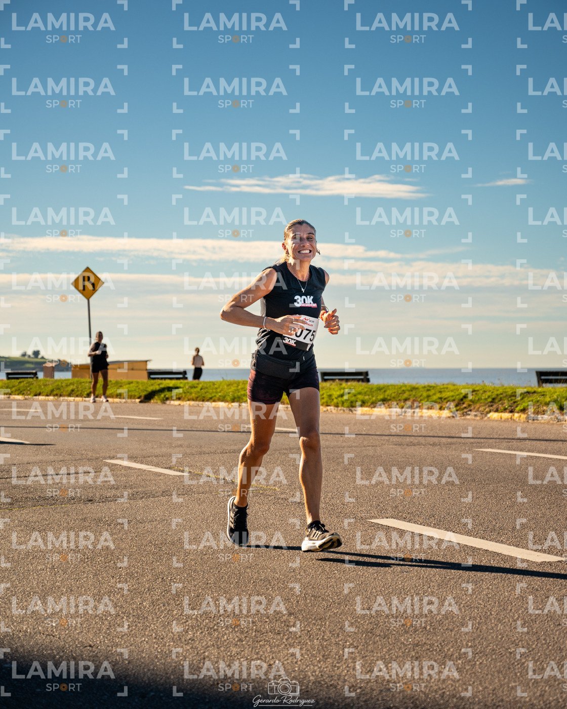 30K MONTEVIDEO - Dorsal 075