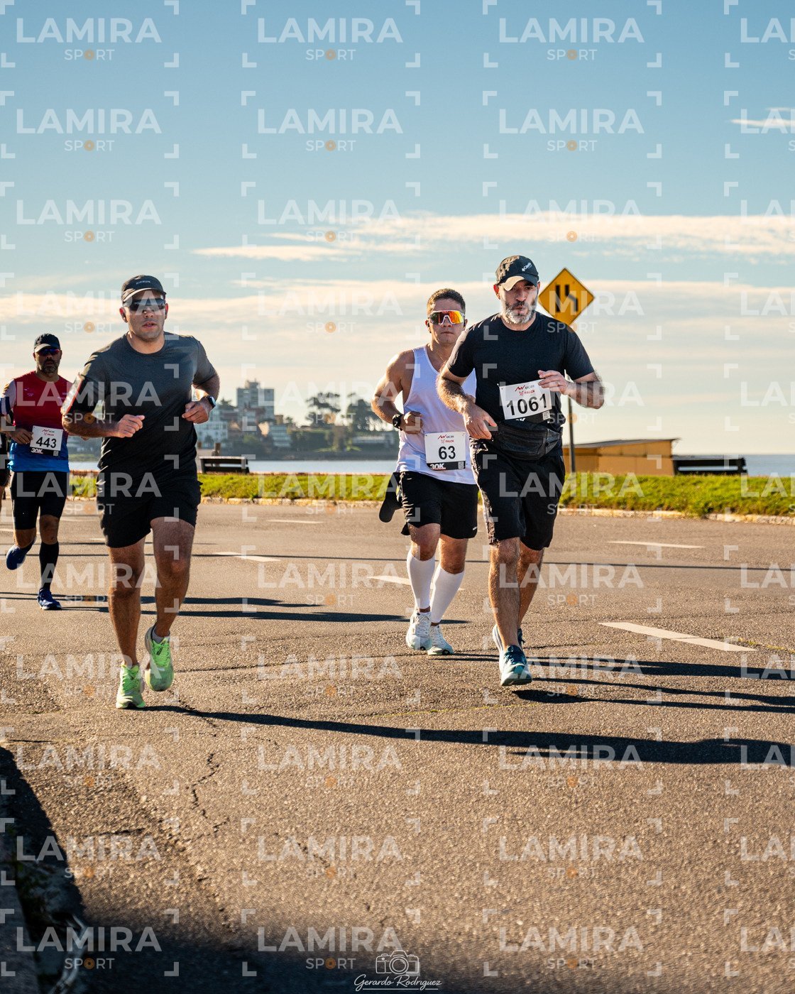 30K MONTEVIDEO - Dorsal 1061