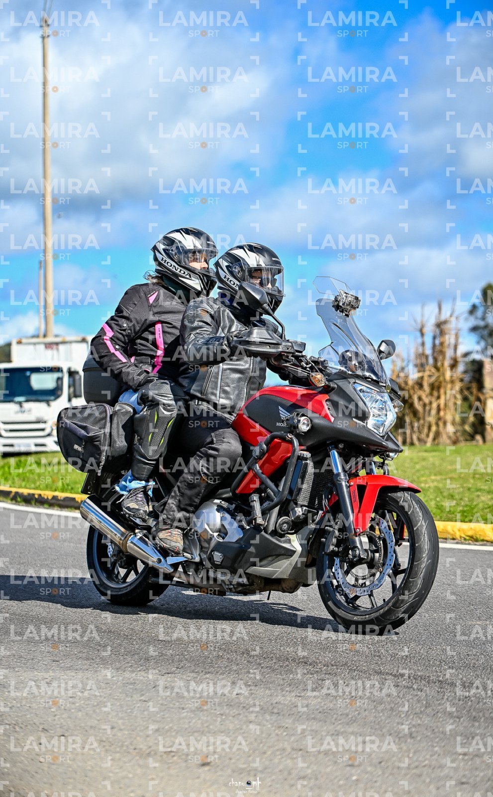 amigas - BCD6067.jpg