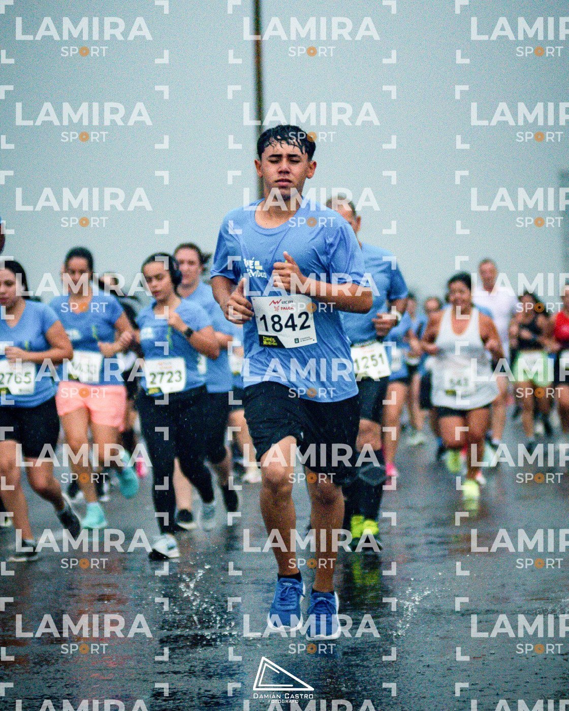 Corre Montevideo - Dorsal 2765