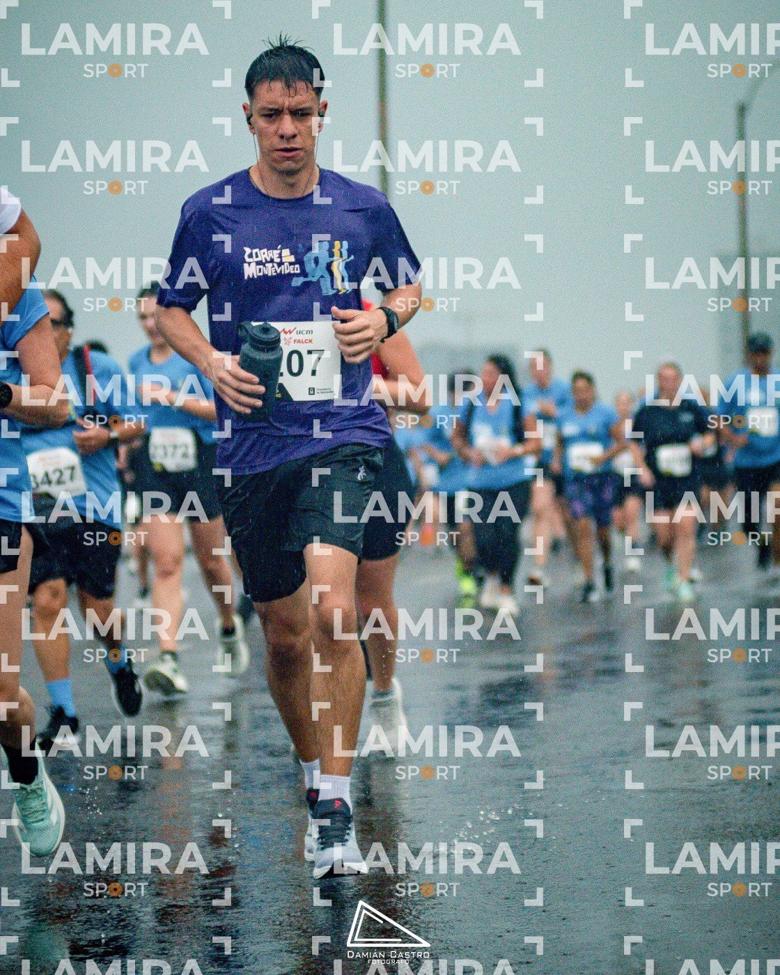 Corre Montevideo - Dorsal 8427