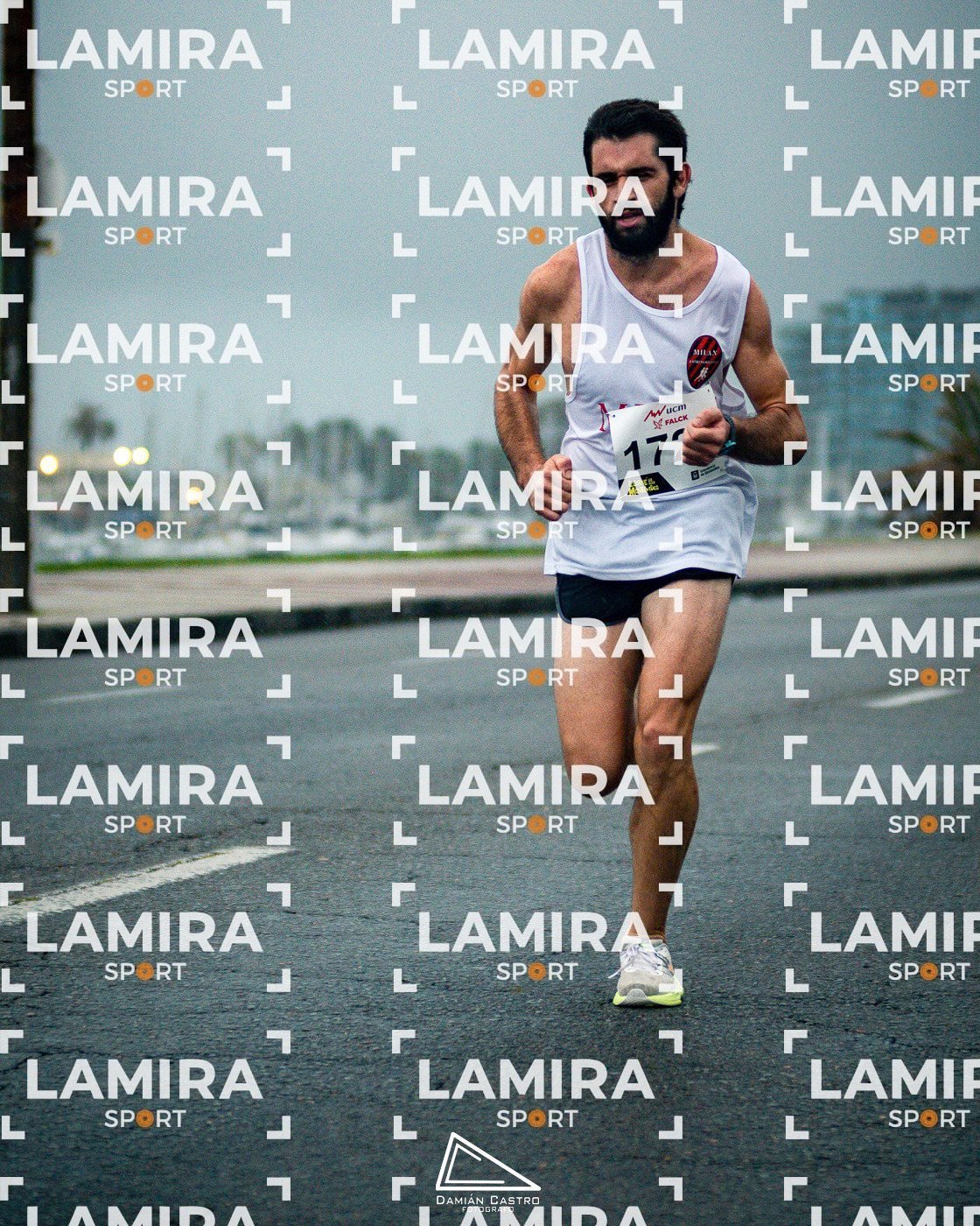 Corre Montevideo - Dorsal 17