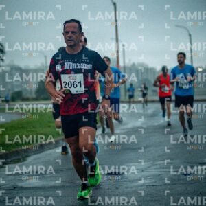 Corre Montevideo - Dorsal 2061