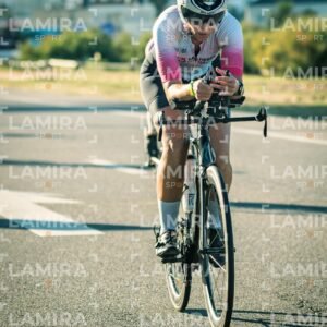 IRONMAN 70.3 - Dorsal 0122