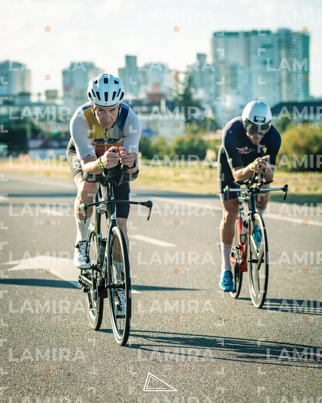 IRONMAN 70.3 - Dorsal 1990