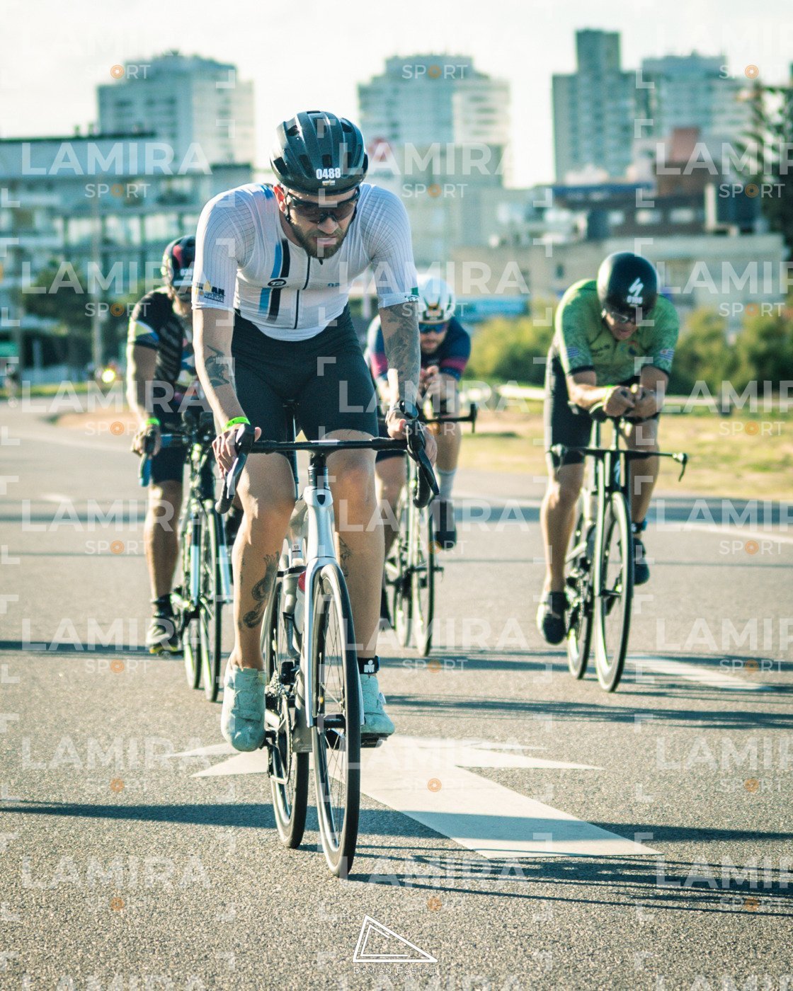 IRONMAN 70.3 - Dorsal 0488