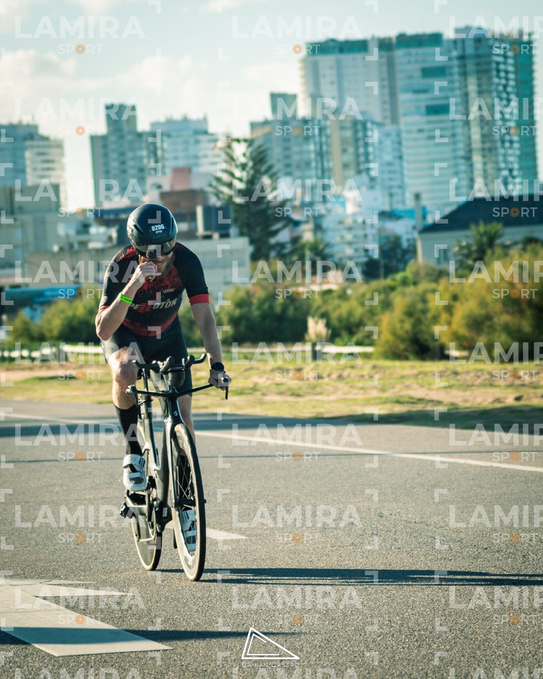 IRONMAN 70.3 - Dorsal 0206