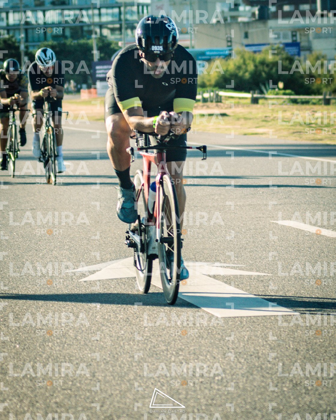 IRONMAN 70.3 - Dorsal 0935