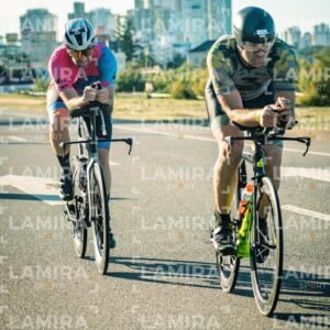 IRONMAN 70.3 - Dorsal 0521