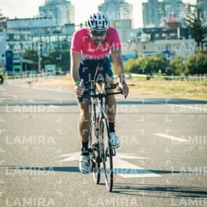 IRONMAN 70.3 - Dorsal 0587