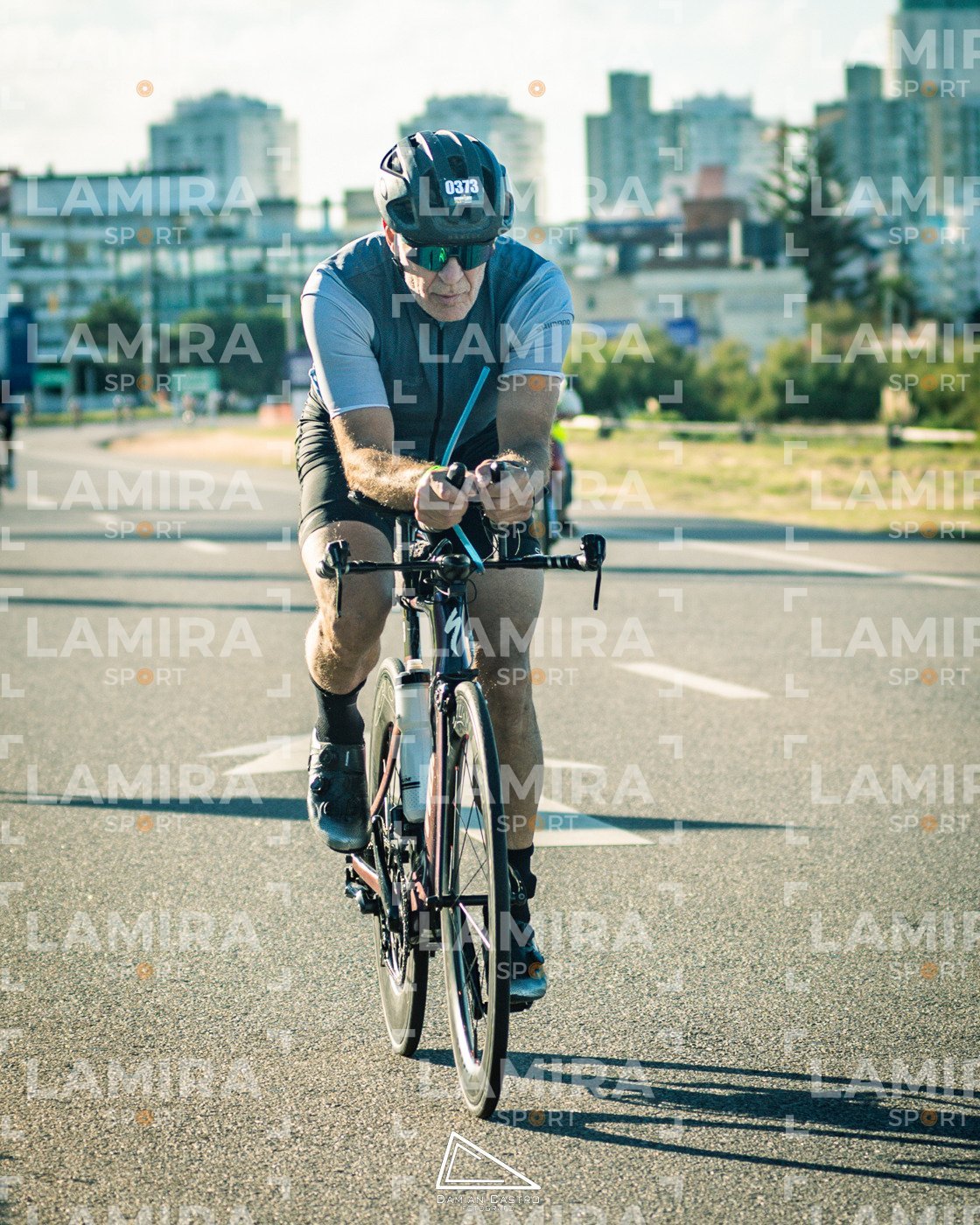 IRONMAN 70.3 - Dorsal 0373