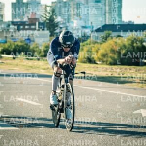 IRONMAN 70.3 - Dorsal 0076