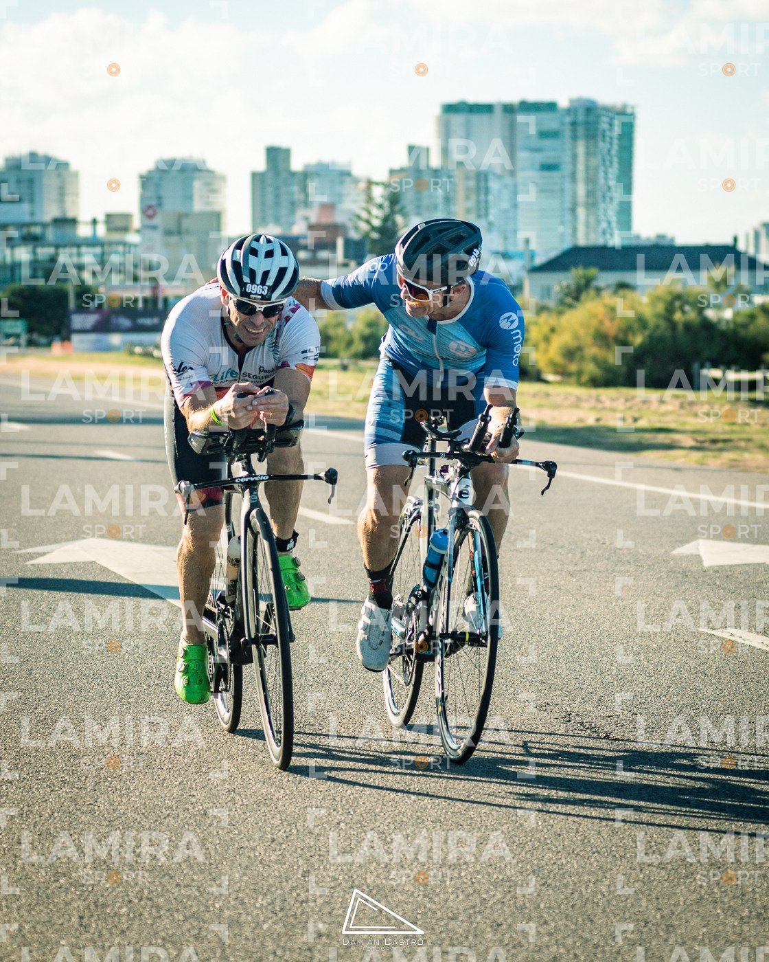 IRONMAN 70.3 - Dorsal 0963