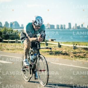 Ironman 70.3 - Dorsal 0556