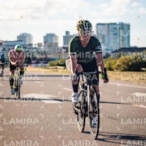 Ironman 70.3 - Dorsal 1033