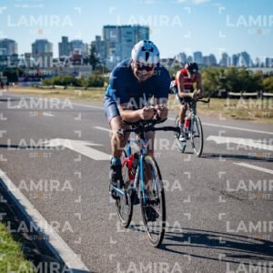 Ironman 70.3 - Dorsal 0881