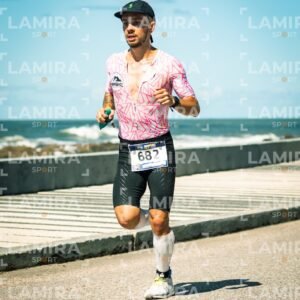 Ironman 70.3 - Dorsal 682