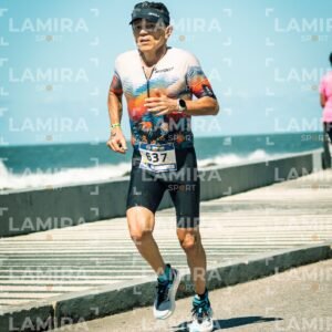Ironman 70.3 - Dorsal 637