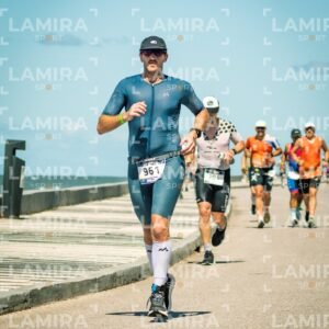 IRONMAN 70.3 - Dorsal 961