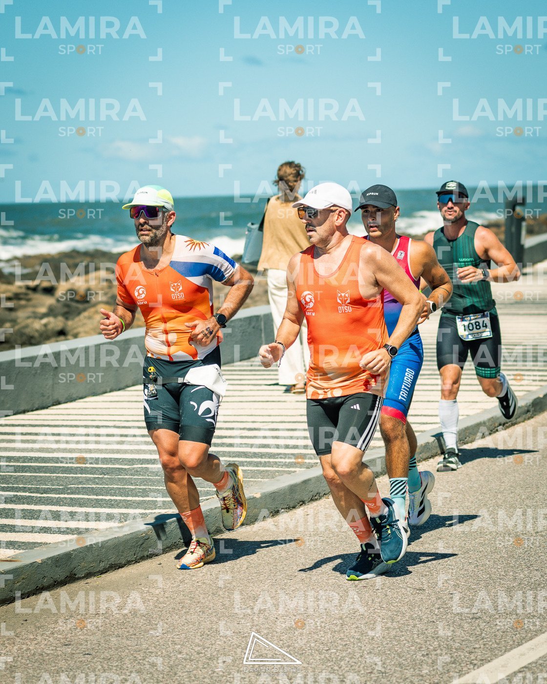 IRONMAN 70.3 - Dorsal 1084