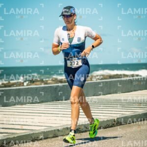 IRONMAN 70.3 - Dorsal 272