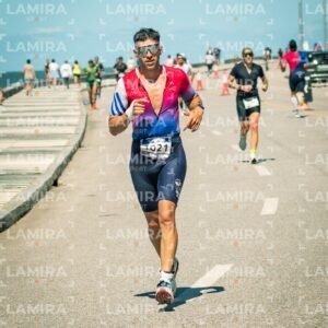 Ironman 70.3 - Dorsal 021