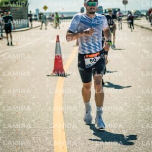 Ironman 70.3 - Dorsal 60