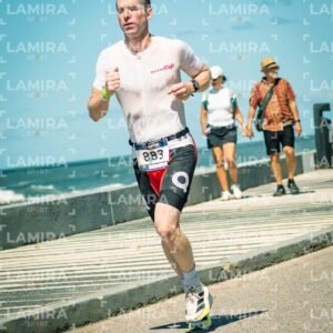 Ironman 70.3 - Dorsal 883