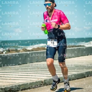 Ironman 70.3 - Dorsal 33