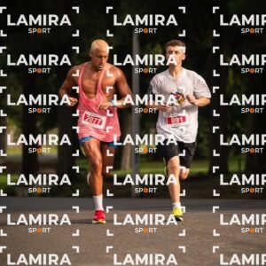 La carrera de todos - Dorsal 2077