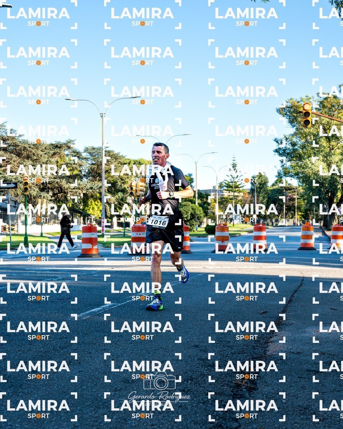 Maratón de Montevideo - Dorsal 1016