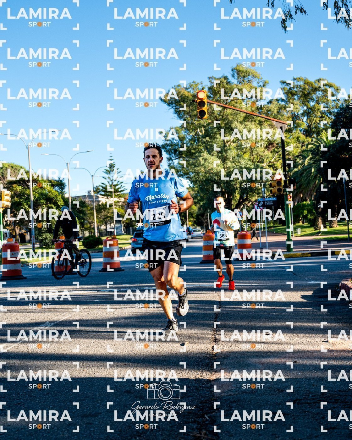 Maratón de Montevideo - Dorsal 563