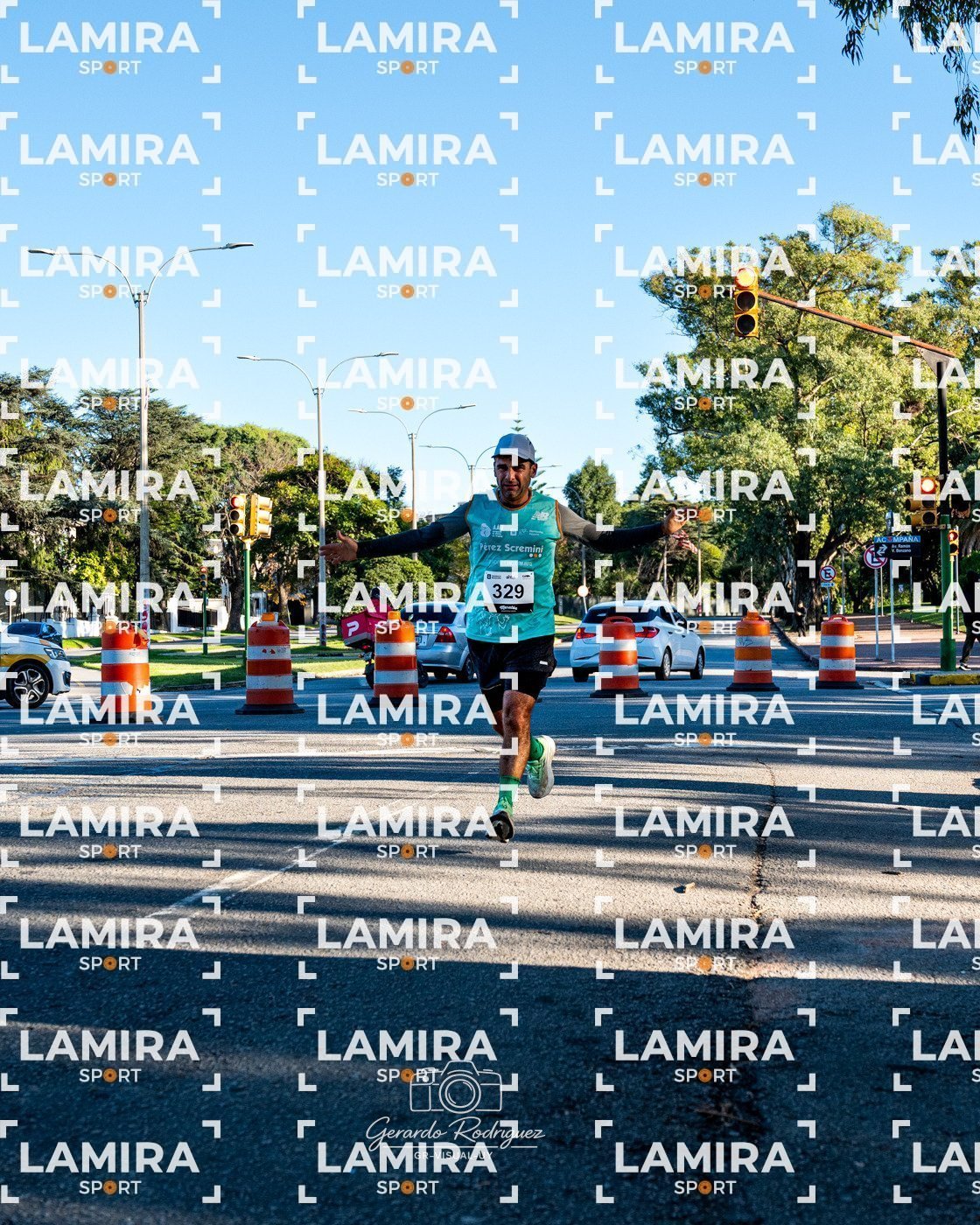 Maratón de Montevideo - Dorsal 329