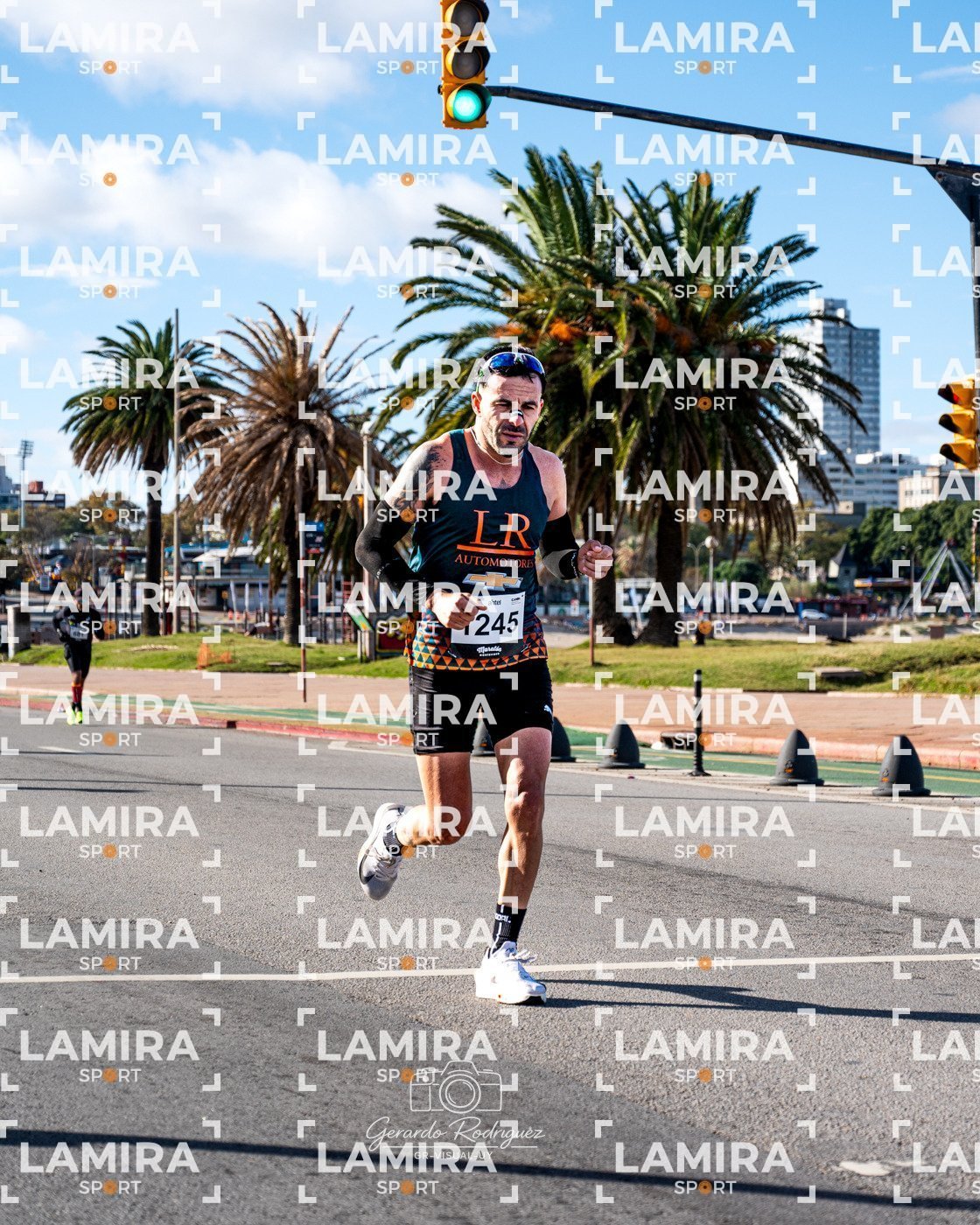 Maratón de Montevideo - Dorsal 245