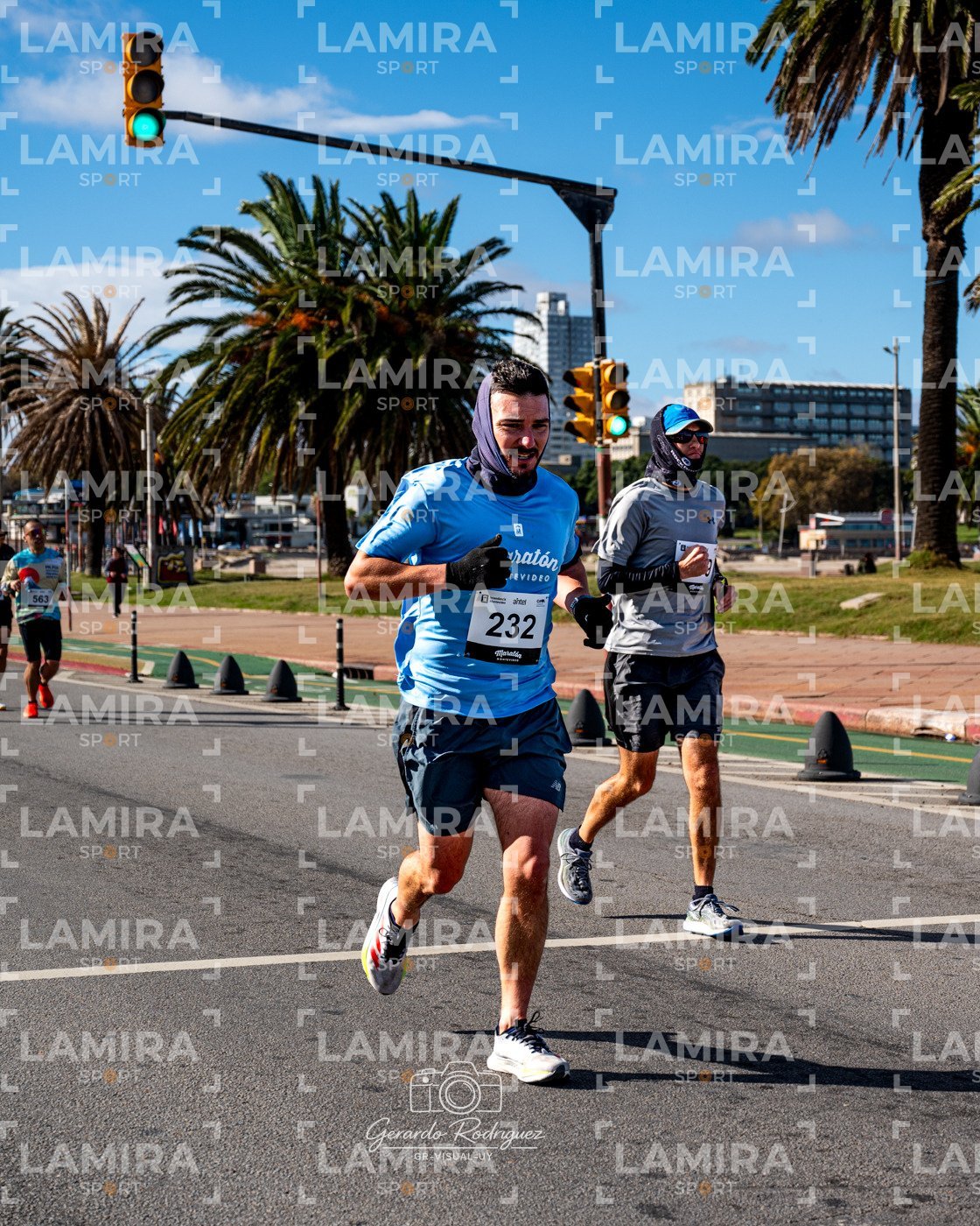 Maratón de Montevideo - Dorsal 563