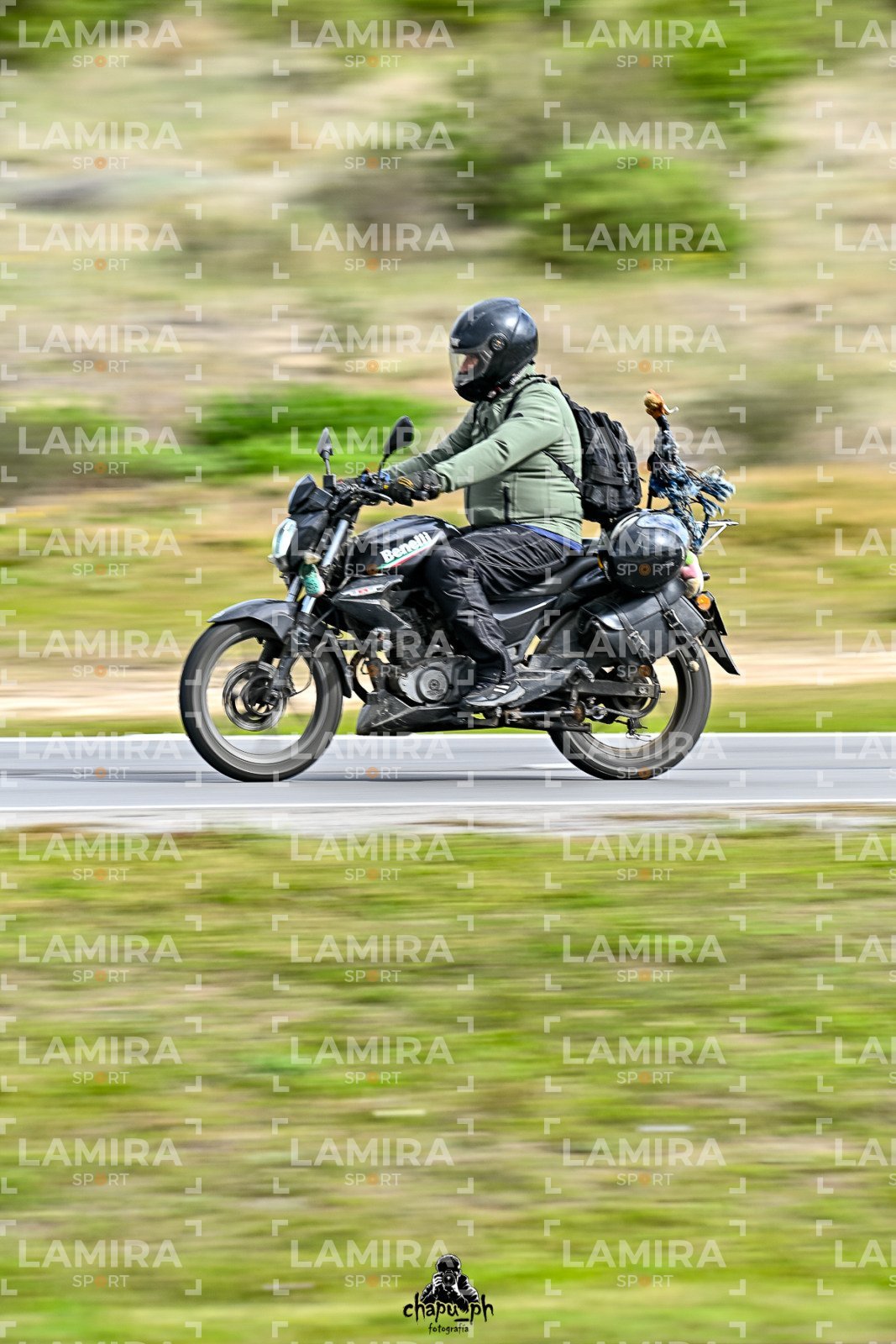 - BCD5208.jpg